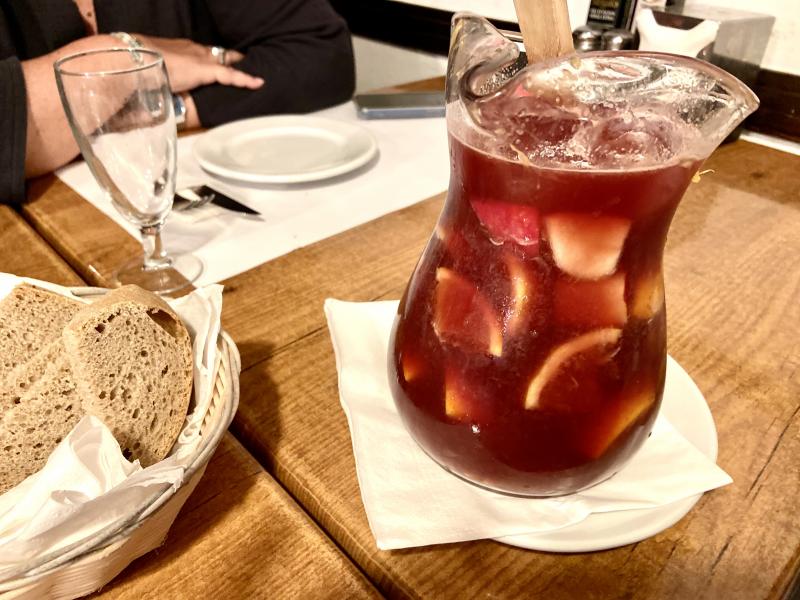 La meilleure Sangria d’Ibiza chez Es Cantonet