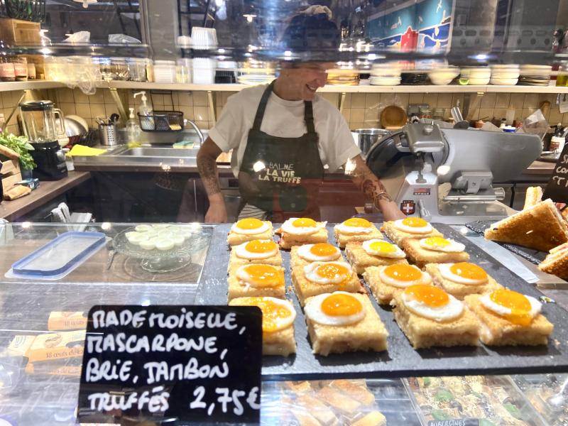 Halles des 5 cantons. Cuisines du marché