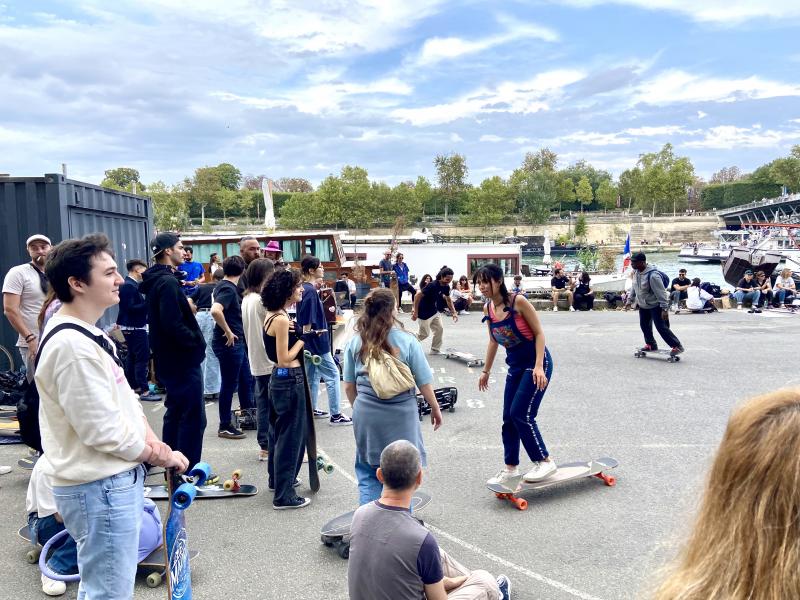 Exhibition de riders sur les quais