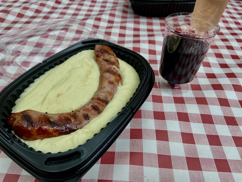 Saucisse Aligot au marché des Pays de l’Aveyron