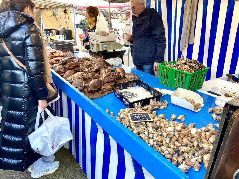 Marché Saxe-Breteuil